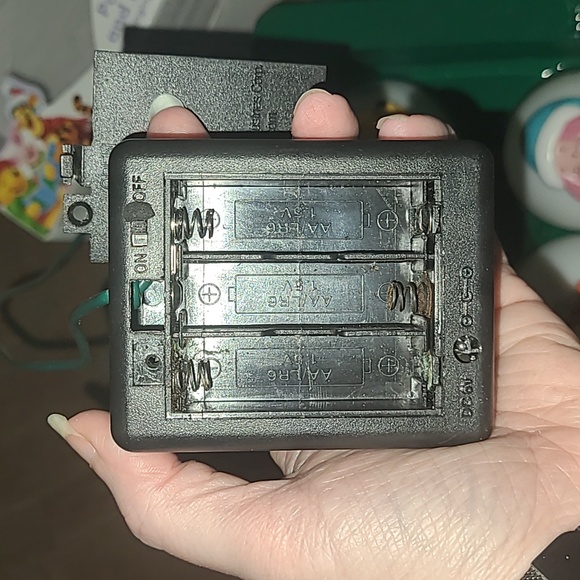 Disney Winnie the Pooh and Friends Christmas Color Changing Ball Lights Gemmy - Picture 4 of 6